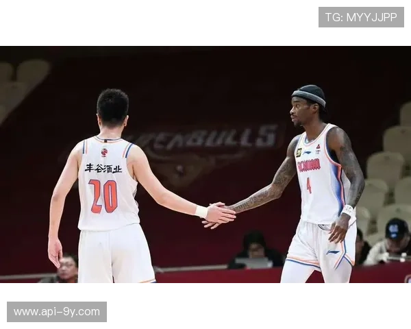 广东队与四川队铜牌争夺战前五局比分交替上升